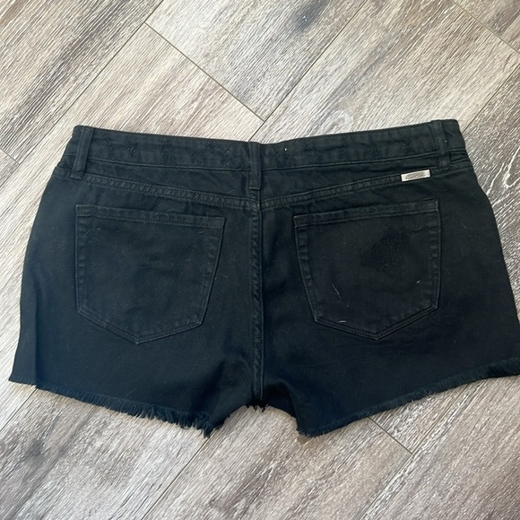 Like new - Picture 2 of 2